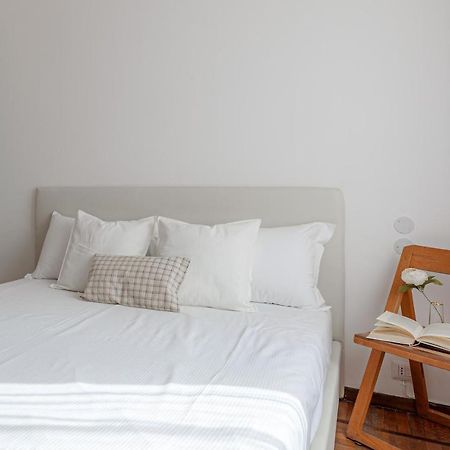 Apartamento Cozy Cityscape - Quartiere Ortica Milán Exterior foto