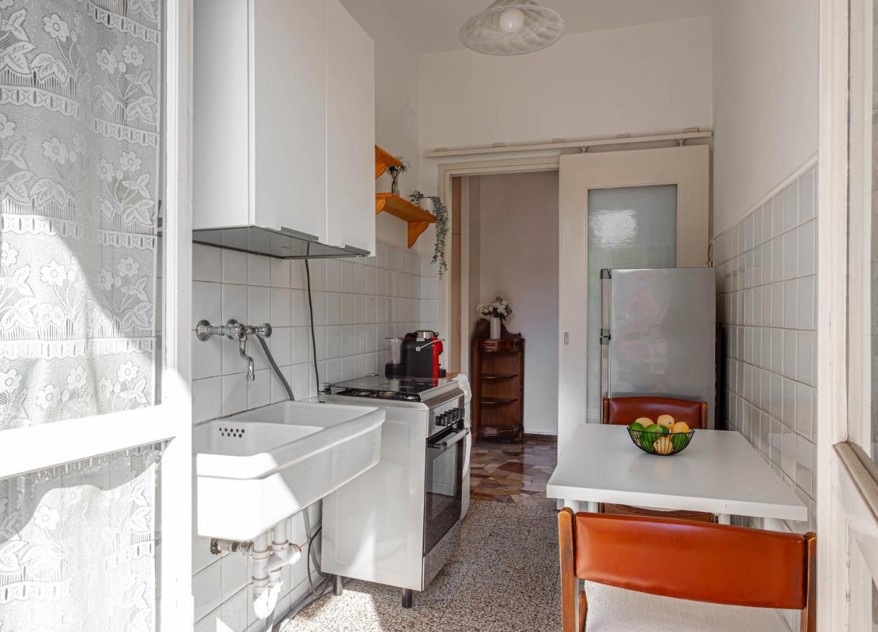 Apartamento Cozy Cityscape - Quartiere Ortica Milán Exterior foto